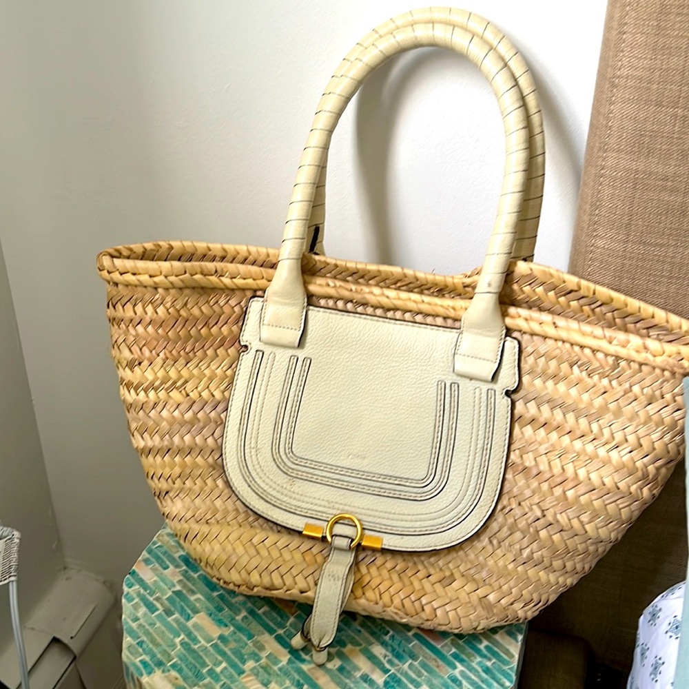 Beautiful Straw Chole bag perfect for summer